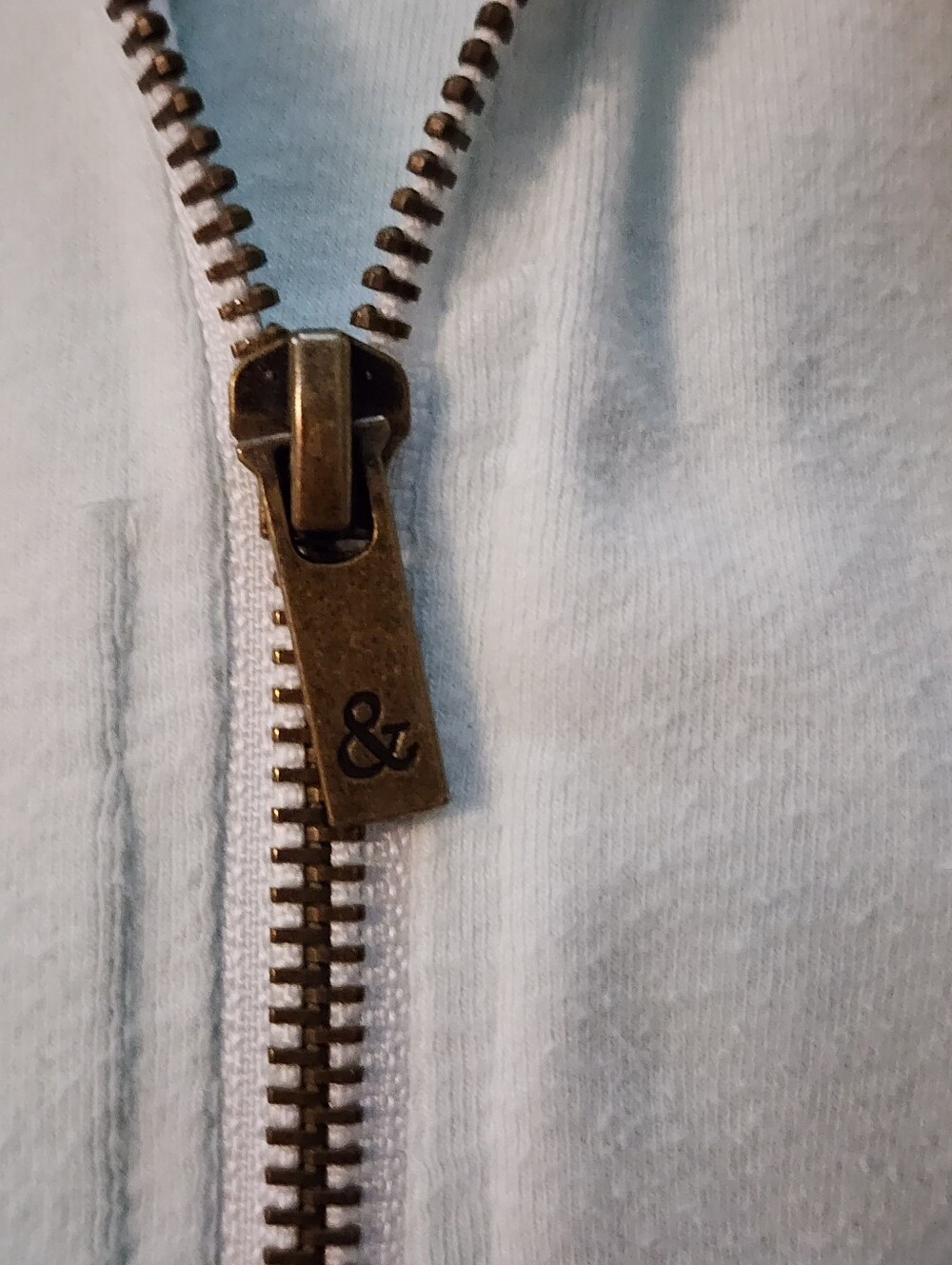 Ampersand Blue Horizon Full Zip Hoodie, Size Medium - Picture 10 of 10